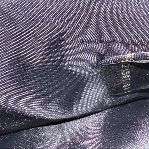 Authentic Bvlgari Serpenti Forever  Leather Zip Wallet - Picture 7 of 15